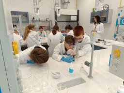 b_1024_768_0_00_images_2023_2024_Swiniuch_Klasy5CNL_410606952_820443129883637_4869623181192884882_n